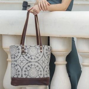 🚨LAST TWO🚨 Geometric Tote Bag